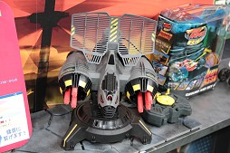 画像ギャラリー No.070のサムネイル画像 / 今年の流行はスマートフォンと犬? ハイテク玩具勢ぞろいで東京おもちゃショー2012開催