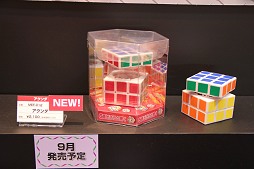 画像ギャラリー No.073のサムネイル画像 / 今年の流行はスマートフォンと犬? ハイテク玩具勢ぞろいで東京おもちゃショー2012開催