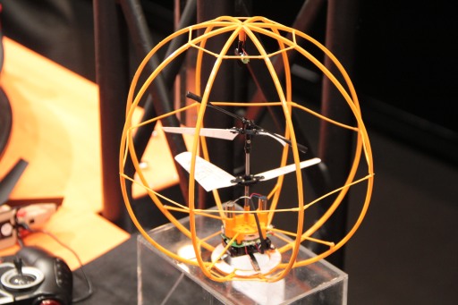 画像ギャラリー No.082のサムネイル画像 / 今年の流行はスマートフォンと犬? ハイテク玩具勢ぞろいで東京おもちゃショー2012開催