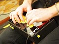 ［EVO2012］格闘ゲーム用“レバーレス”コントローラ「Hit Box」の開発者，Dustin Huffer氏にミニインタビュー