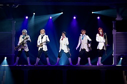 画像ギャラリー No.015のサムネイル画像 / 「舞台 サクラ大戦奏組 〜雅なるハーモニー〜」が本日開演。通し稽古の様子がメディアに公開