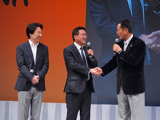 画像ギャラリー No.010のサムネイル画像 / ディー・エヌ・エーが新コーポレートロゴや音楽サービス参入を発表。豪華ゲストも登場した発表会の模様をレポート