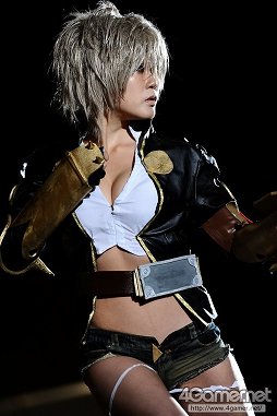 ꡼ No.189Υͥ / TGS 2013200̾Υץ쥤䡼ѥեޥ󥹤ϪCosplay Collection Nightפեȥݡ