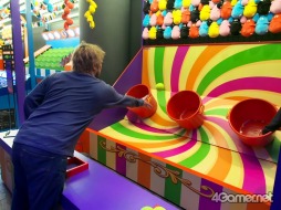 画像ギャラリー No.058のサムネイル画像 / 屋内型テーマパークにプールにカジノに豪華客室……。セガサミーが経営に参画する統合型リゾート「パラダイスシティ」で非日常を満喫してきた