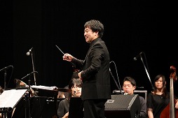 ꡼ No.004Υͥ / 4ǯ˰٤Υ಻ڥե4starȥ2019סճڡȥȡȥܥХɤ3ơϪ줿ͤݡ