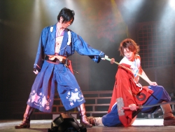 画像ギャラリー No.009のサムネイル画像 / 「舞台 遙かなる時空の中で2」の開催は6月12日まで。開催直前のゲネプロの模様をレポート