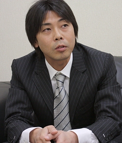 画像集#002のサムネイル/ベストプラットフォームは携帯電話へ?「RO ファン感謝祭 2009」で,ガンホー/エイタロウソフトにオンラインゲームの可能性を聞く