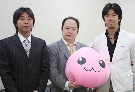 画像集#008のサムネイル/ベストプラットフォームは携帯電話へ?「RO ファン感謝祭 2009」で,ガンホー/エイタロウソフトにオンラインゲームの可能性を聞く