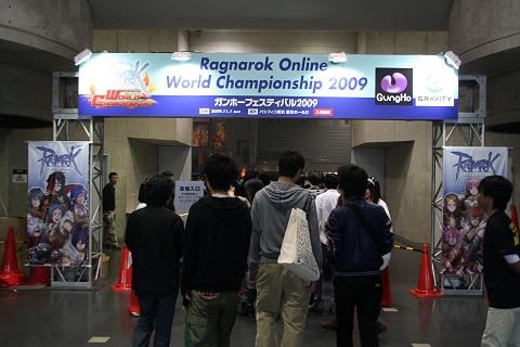 ꡼ No.001Υͥ / ͥȡ˥饽󥰥饤֤¿̤夬򸫤֥ۡեƥХץ٥ȥơݡ