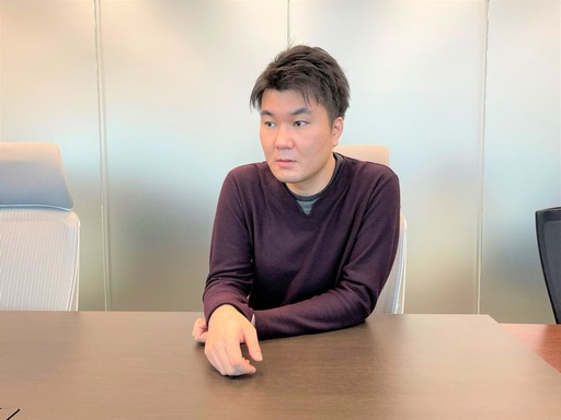 ꡼ No.004Υͥ / Υ󥿥ӥ塼ϡ֥͡פʤNCʤPURPLEפΥӥǰޥۤǤץ쥤ǽˡץ쥤ĶˤϤɤѲΤ