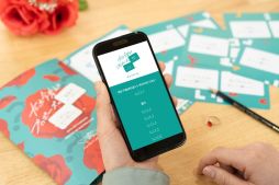 画像ギャラリー No.004のサムネイル画像 / 「たった今考えたプロポーズの謎解きゲーム」，5月23日に発売。ボードゲームの世界観で遊べる謎解きゲームで，愛のメッセージを作っていく