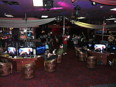 画像ギャラリー No.015のサムネイル画像 / 「Duke Nukem Forever」を実際にプレイ。ラスベガスで行われたイベントで堂々の帰還を果たした,ゲーム史上最低かつ最強の男,デューク・ニューケムの近況をレポート