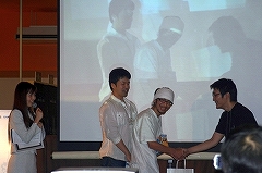 画像集#030のサムネイル/サーバー引っ越しサービスの導入も発表! 「リネージュII オフラインミーティング&カンファレンス in 広島」のレポート記事を掲載