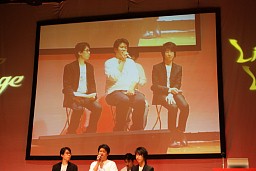 ���������꡼ No.021�Υ���ͥ������ / �֥��̡�����������ѥ󤬹Ԥ��� 2009ǯ�桼�������պס׳��š����������ͤ�ޤȤ�ƾҲ�