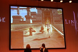 ���������꡼ No.035�Υ���ͥ������ / �֥��̡�����������ѥ󤬹Ԥ��� 2009ǯ�桼�������պס׳��š����������ͤ�ޤȤ�ƾҲ�