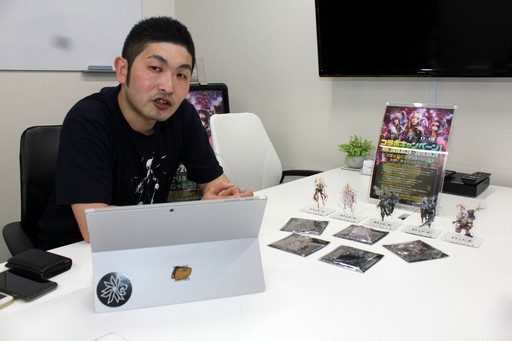 画像ギャラリー No.011のサムネイル画像 / 「リネージュ2×インターネットカフェ DiCEコラボ」内覧会の模様をお届け。DiCEで「リネ2」を遊んでアクリルフィギュアをもらおう!