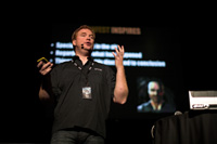 ������#015�Υ���ͥ���/��EVE Online�פΥץ쥤�䡼�����������ɤ��罸�뤷����EVE Fanfest 2007�ץ�ݡ��ȡ�Trinity��12����1���˼���