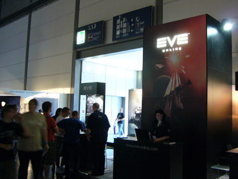 ������#002�Υ���ͥ���/��GC 2008��35�ϥ��Х����μ����������ư����ǽ�ˡ���EVE Online�פ��緿���åץǡ��ȡ�Ambulation��