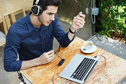 ������#004�Υ���ͥ���/�Хåƥ꡼��¢�ǥݥ�����ˤ�ʤ�USB������ɥǥХ�����Sound Blaster E��