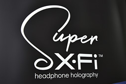 ���������꡼ No.002�Υ���ͥ������ / ��COMPUTEX�ϥ��ޥۤǼ��ȴ�μ̿��򻣤�����ǡ����ʤ��Τ���˥إåɥե���Υ�����ɤ�ե���塼��!? Creative�ο����ѡ�Super X-Fi�פ�ʹ���Ƥ���