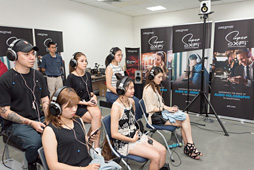 ꡼ No.016 | COMPUTEXϥޥۤǼȴμ̿򻣤ǡʤΤ˥إåɥեΥɤե塼!? CreativeοѡSuper X-FiפʹƤ