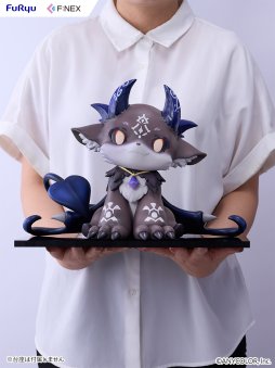 画像ギャラリー No.006のサムネイル画像 / 「おそろしいあくま」が2分の1サイズのソフビフィギュアに！ にじさんじ「でびでび・でびる」がフリューから