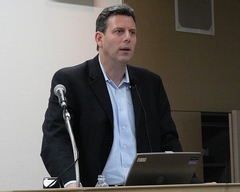 ������#002�Υ���ͥ���/��TGS 2008��061��TGS�ե���������̾��ԥ��å����Turbine��Jim Crowley�᤬����MMO2.0��