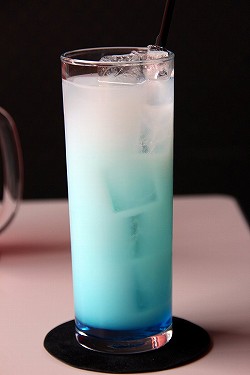 ���������꡼ No.010�Υ���ͥ������ / �֥ޥӥΥ��פȡ֥��饪�����ɥ��������ո�Ź�פ����ָ���ǥ���ܥ��٥�Ȥ򳫺š��󶡤���륳��ܥ�˥塼�䥳��ܥ롼����ݡ���