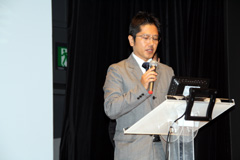 画像集#031のサムネイル/キーワードは“リアルタイム”と“オープンプラットフォーム”。10周年を迎えたNHN Japanが記者発表会「Hangame ex 2010」を開催。加藤夏希さんも応援に
