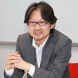 ���������꡼ No.002�Υ���ͥ������ / �ֿ����륲���ब�����ˤ���ר����ϥ󥲡��ब12��ǯ��ǰ���ƥ֥��ɥ��󥻥ץȤ��˥塼���롣���ΰտޤȺ����Ÿ˾�򥭡��ѡ������ʹ����