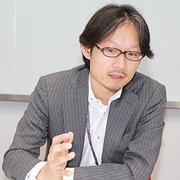 ���������꡼ No.006�Υ���ͥ������ / �ֿ����륲���ब�����ˤ���ר����ϥ󥲡��ब12��ǯ��ǰ���ƥ֥��ɥ��󥻥ץȤ��˥塼���롣���ΰտޤȺ����Ÿ˾�򥭡��ѡ������ʹ����