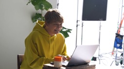 ꡼ No.006 | 迵㤵󤬥Ӥˤʤäơ֥ᥤץ륹ȡ꡼פοTVCM˽б顣ǳ