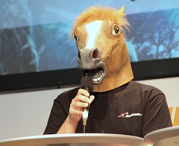 画像ギャラリー No.028のサムネイル画像 / 「エイカ」 Epic 2や「グラナド」でRenessance情報も飛び出した「HanbitStation 2010」レポート