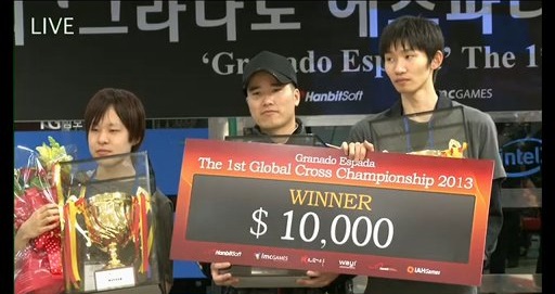 画像ギャラリー No.005のサムネイル画像 / 「グラナド・エスパダ」の世界大会で日本が優勝。アップデート「Bristia 2nd Season」の情報も公開された「グローバルチャンピオンカップ」をレポート