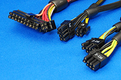 ������#004�Υ���ͥ���/80PLUS Bronze��SLIǧ�ڼ����Ѥ�850W��650W�Ÿ���Antec����