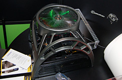 ������#005�Υ���ͥ���/��NVISION 08��04��LAN�ѡ��ƥ��ˤ�ѡ��ĸ��ڤˤ⡣Antec���ǥ�������Ȥ�����Ż�ΡȤޤ��ġɡ�Skeleton��