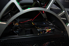 ������#009�Υ���ͥ���/��NVISION 08��04��LAN�ѡ��ƥ��ˤ�ѡ��ĸ��ڤˤ⡣Antec���ǥ�������Ȥ�����Ż�ΡȤޤ��ġɡ�Skeleton��