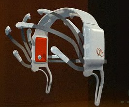 画像ギャラリー No.001のサムネイル画像 / 脳波ゲームコントローラ「EmotivEPOC」，2009年に発売延期へ