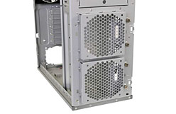 ������#004�Υ���ͥ���/Antec�Υ����ޡ�����PC��������Three Hundred�פ˶俧��ǥ뤬