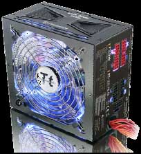 ���������꡼ No.001�Υ���ͥ������ / Thermaltake����¢LED�ο����ѹ��Ǥ��륲���ޡ�����750W�Ÿ���˥å�