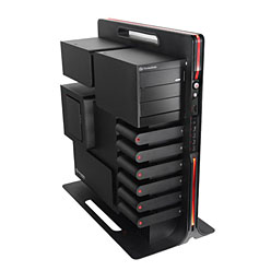 COMPUTEXで発表されたThermaltake製高級PCケース「Level 10」，9万円で