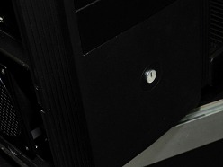 ꡼ No.023 | COMPUTEXSilverStoneޡPCRavenפ3Ƥˡե饰åסƤӤġPC