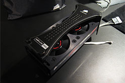 ꡼ No.017 | COMPUTEXϤܸ⡣ĥŻΥߥɥ륿PCCorsair