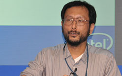 ���������꡼ No.004�Υ���ͥ������ / Intel in Akiba������������Ρ�Solid�ɤʥࡼ�ӡ������������ͤˤ��SSD�ֺ¡�OC������Ͽ�����󥸤�