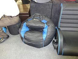 画像ギャラリー No.004のサムネイル画像 / CES会場の「Gaming Showcase」にあった「これはいい」ゲーマー向けチェア