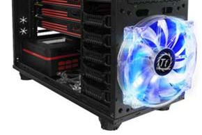 ���������꡼ No.004�Υ���ͥ������ / Thermaltake��344mmĹ�Υ����ɤ���ܲ�ǽ�ʥ����ޡ�����PC������