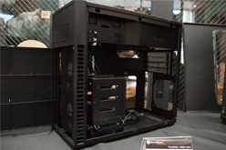 画像ギャラリー No.014のサムネイル画像 / “米びつ”PCケースにMini-ITX対応版が登場,Raven RV04は「開発中」〜秋葉原で行われたSilverStoneイベントレポート