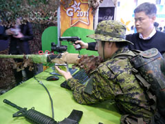 ꡼ No.004 | G-Star 2011ϥǥ륬򹽤FPSͷ٤륤٥ѵ伫žַȥʤɡǸѤǥХԥåå