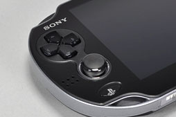 ²èÁü¥®¥ã¥é¥ê¡¼ No.014¤Î¥µ¥à¥Í¥¤¥ë²èÁü / PlayStation Vita 3G/Wi-Fi¥â¥Ç¥ë¡È³«º¤Îµ·¡É¥Õ¥©¥È¥ì¥Ý¡¼¥È