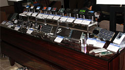 ���������꡼ No.002�Υ���ͥ������ / ������SSD���礭���ɤ��ڤ�OCZ��PCIe�ץ�åȥե������Kilimanjaro�׺��Ѥ�Thunderbolt�б�SSD��6Gbps����ȥ�����κǿ��������